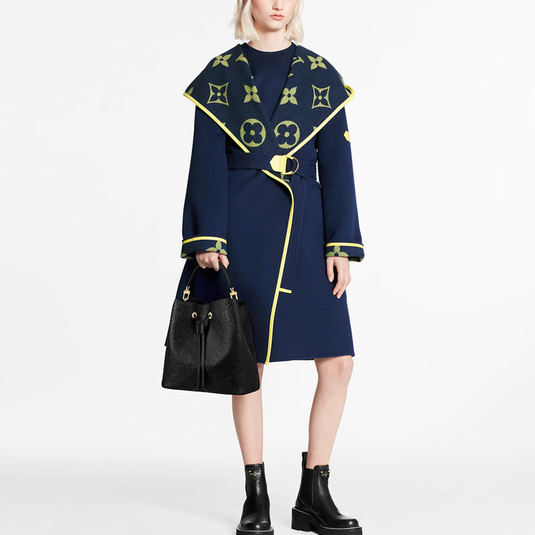 (Women) LOUIS VUITTON Navy Blue Wrap Belted Hooded Coat 1A859Q 圖 4