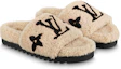 Lookbook (W) Louis Vuitton Paseo Comfort Platte Sandalen ''Beige'' 1ABWD1
