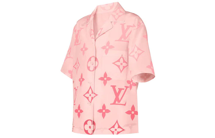 Shop (Women) LOUIS VUITTON Pink Logo Print Cuban Collar Short Sleeve Shirt Women. 1A8RLM