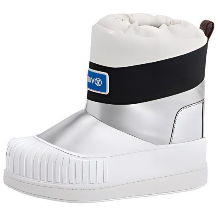 (Women) Louis Vuitton POLAR Boot 'Black White' 1A9R1H
