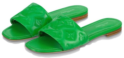 (W) 루이비통 리바이벌 플랫 샌들 (그린) 1A9P5G Lookbook (W) 루이비통 리바이벌 플랫 샌들 (그린) 1A9P5G