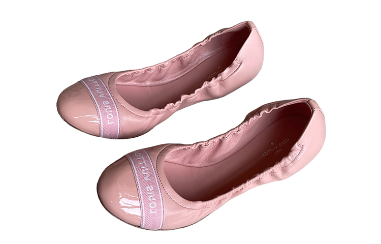 Lookbook (W) Louis Vuitton Sneaker Casual Versatile Comfort Rosa 1A3Z0R