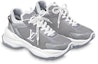 Lookbook (W) Louis Vuitton Run 55 Sepatu Sneakers 'Abu-abu Perak' 1ABVJ4