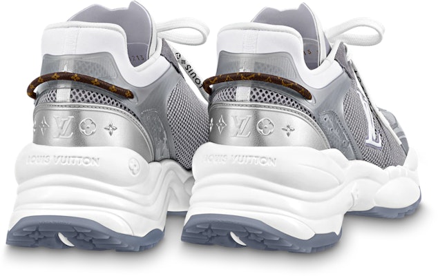 (W) Louis Vuitton Run 55 Sepatu Sneakers 'Abu-abu Perak' 1ABVJ4 Shop (W) Louis Vuitton Run 55 Sepatu Sneakers 'Abu-abu Perak' 1ABVJ4