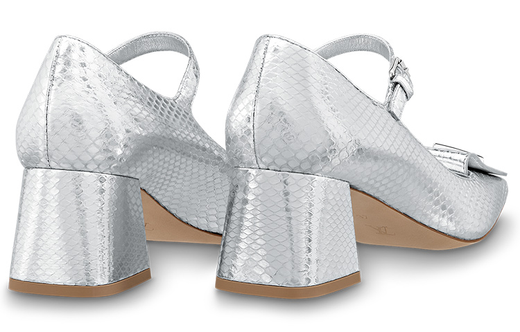 Shop (Women) Louis Vuitton Shake 'Silver Buckle' 1ABUM5