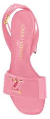 (W) Louis Vuitton Shake Sandal ''Roze Lakleer met Gouden Gesp'' 1AB2NZ Shop (W) Louis Vuitton Shake Sandal ''Roze Lakleer met Gouden Gesp'' 1AB2NZ