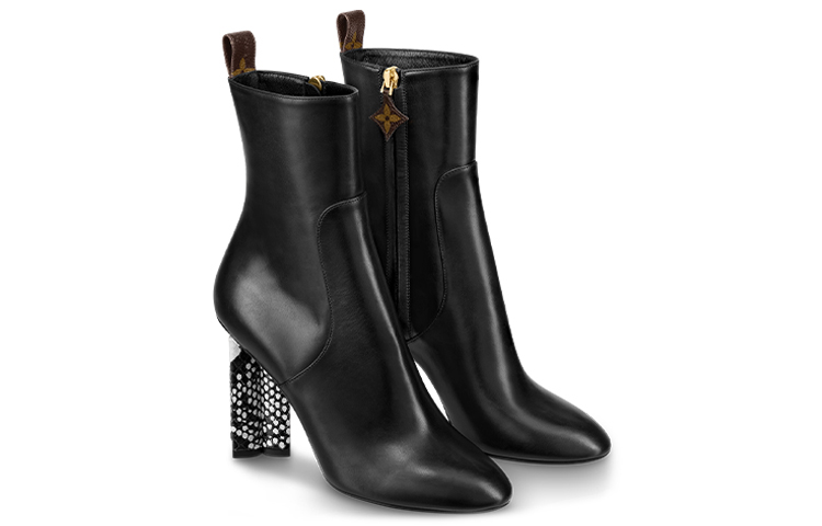 Lookbook (Women) Louis Vuitton Silhouette Ankle Boot 'Black' 1A4VF7