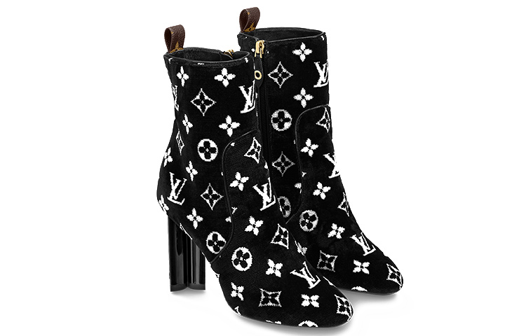 Lookbook (Women) Louis Vuitton Silhouette Ankle Boot 'Black White' 1A95YR