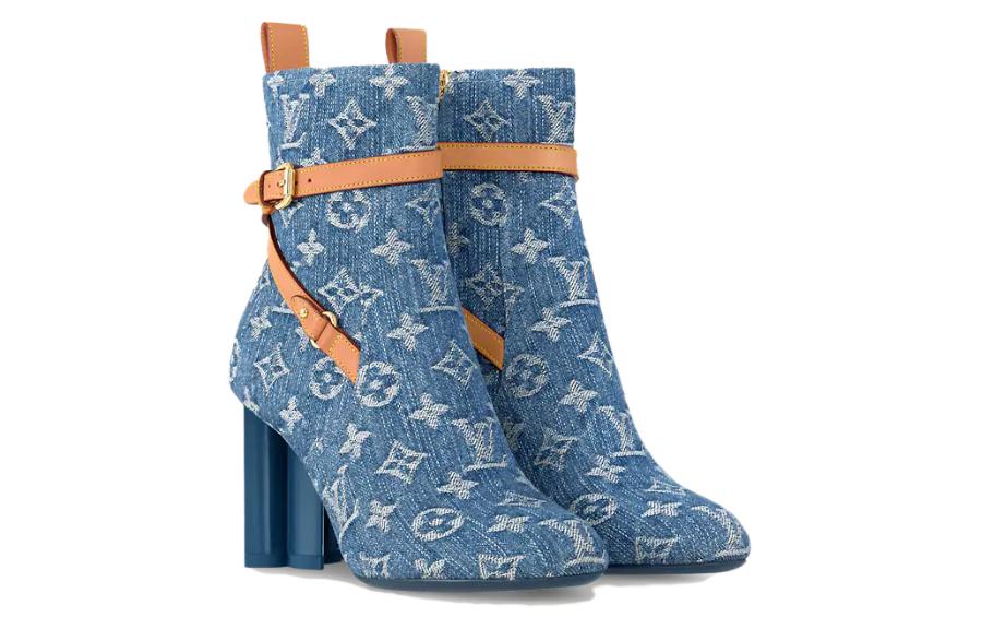 Lookbook (Women) Louis Vuitton Silhouette Ankle Boot 'Blue' 1ACJTY