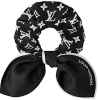 (Women) Louis Vuitton Silk Hair Tie Scrunchie for Women Black M97250 (Women) Louis Vuitton Silk Hair Tie Scrunchie for Women Black M97250
