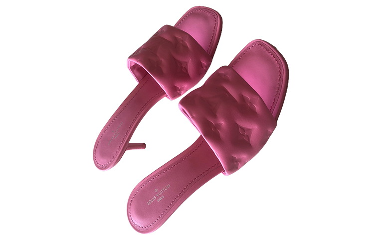 Lookbook (W) Louis Vuitton Selipar 'Keselesaan Merah Jambu' 1A8G5I