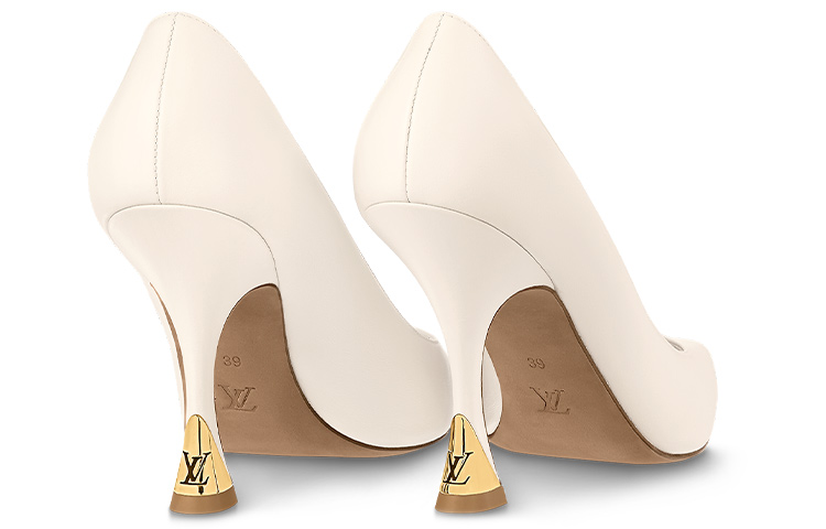 Shop LOUIS VUITTON 閃耀 羊皮 尖頭套足 細跟 高筒鞋 9.5cm 女式 米色