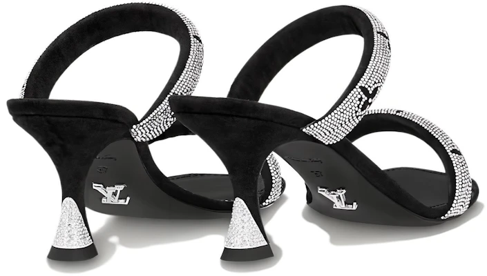(W) Louis Vuitton Sandal Kulit Berkilau 'Crystal Refined Slide' Hitam. 1ABIUX Shop (W) Louis Vuitton Sandal Kulit Berkilau 'Crystal Refined Slide' Hitam. 1ABIUX