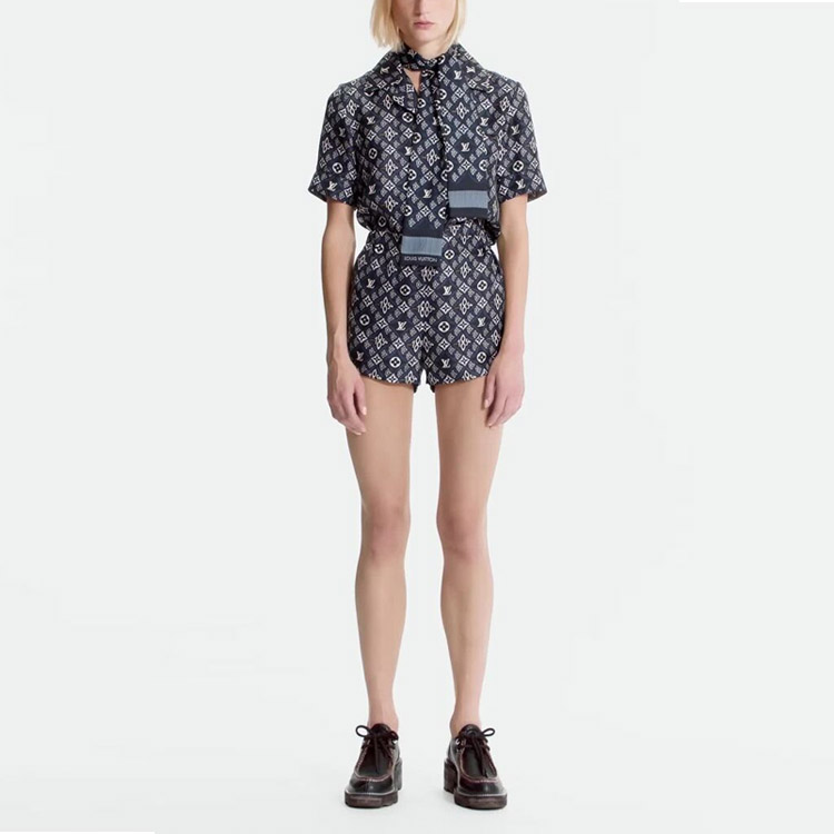 Lookbook (W) Louis Vuitton Camisa de Seda Negra Estampada Manga Corta SS21 1A8LJL