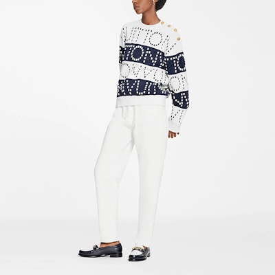 (W) LOUIS VUITTON SS22 Sweater Putih Bulu dengan Rekaan Jalur Menarik. 1A9NRJ Lookbook (W) LOUIS VUITTON SS22 Sweater Putih Bulu dengan Rekaan Jalur Menarik. 1A9NRJ