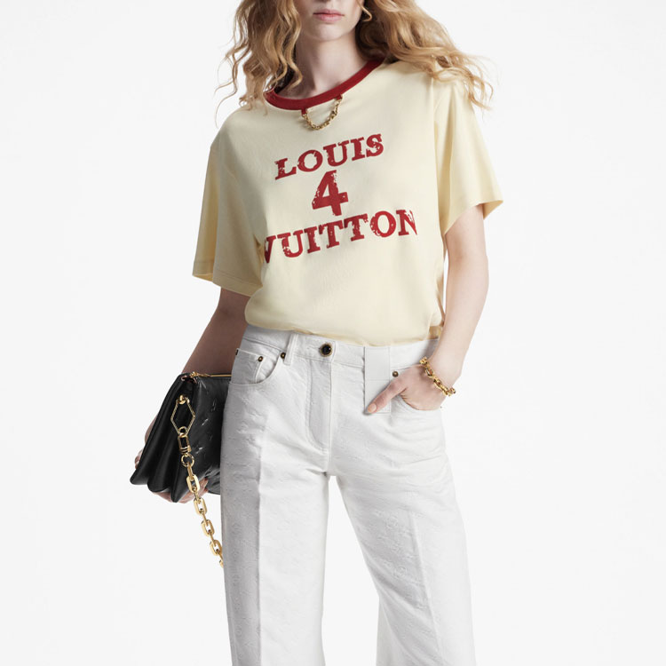 (Women) Louis Vuitton SS23 Beige Alphanumeric Print Short Sleeve T-Shirt . 1ABCVC 圖 8