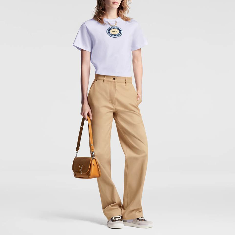 (Women) LOUIS VUITTON SS24  Logo Print White Crewneck T-Shirt. 1AFPG0 圖 3