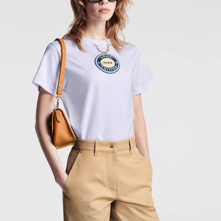 (Women) LOUIS VUITTON SS24  Logo Print White Crewneck T-Shirt. 1AFPG0 圖 4