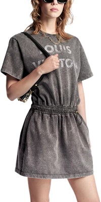 (W) LOUIS VUITTON SS24 Gaun Wanita Abu-Abu Motif Logo Pudar Lengan Pendek. 1AFLQQ Purchase (W) LOUIS VUITTON SS24 Gaun Wanita Abu-Abu Motif Logo Pudar Lengan Pendek. 1AFLQQ