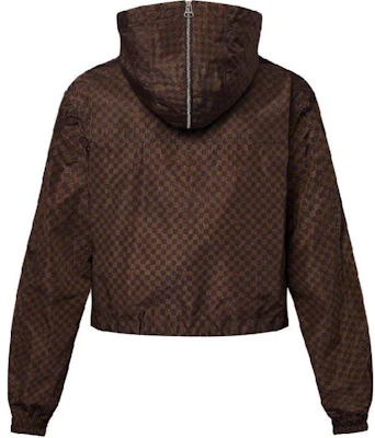 (W) 路易威登SS24女士棕色短款连帽外套印花logo外套 1AFPEO Lookbook (W) 路易威登SS24女士棕色短款连帽外套印花logo外套 1AFPEO