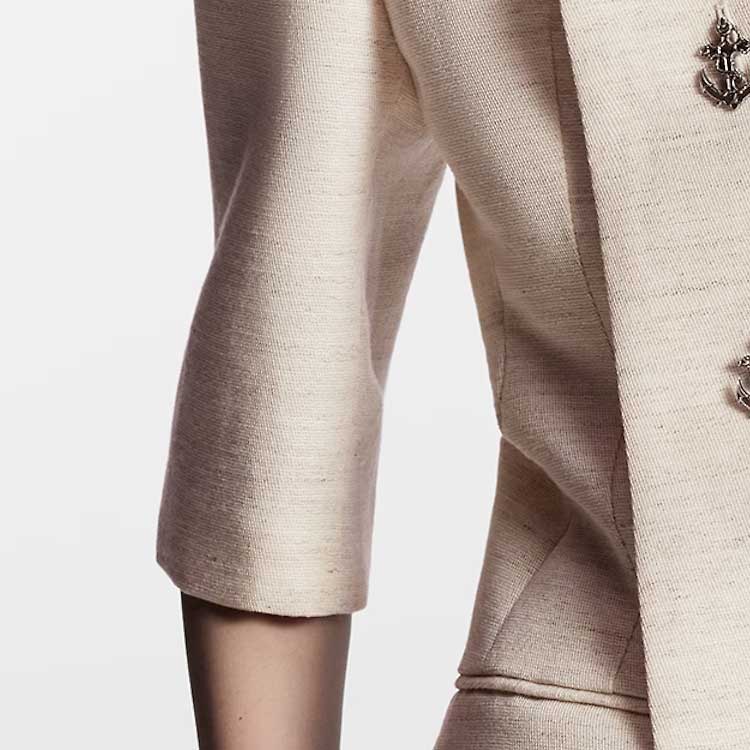 (Women) LOUIS VUITTON SS24 Scarf Collar Short Sleeve Blazer Beige  Jacket. 1AFFBJ 圖 5