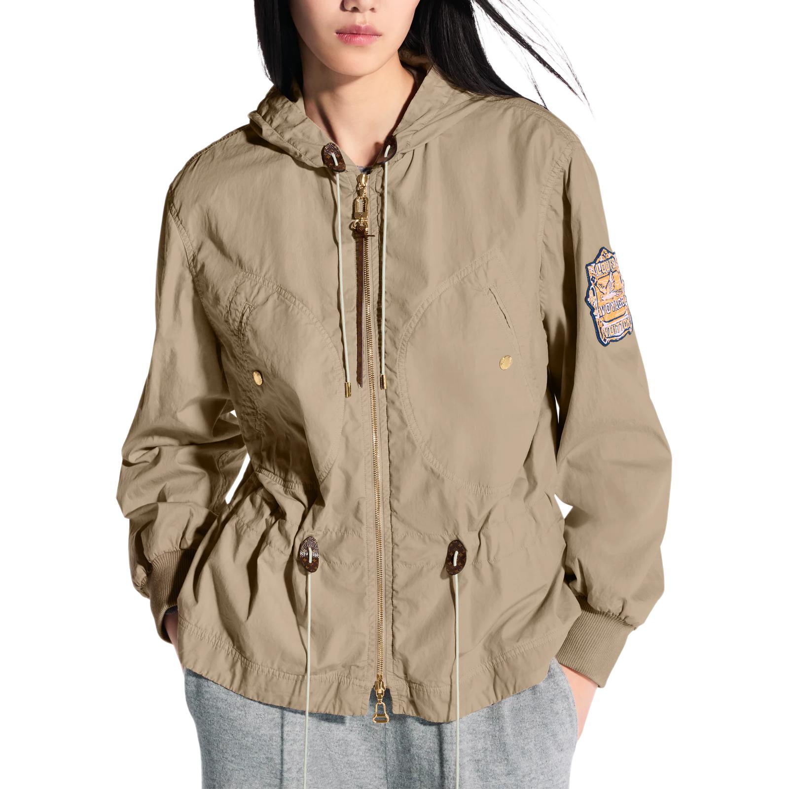(Women) LOUIS VUITTON SS25 Khaki Peplum Drawstring Parka Jacket 1AHGCJ 圖 3