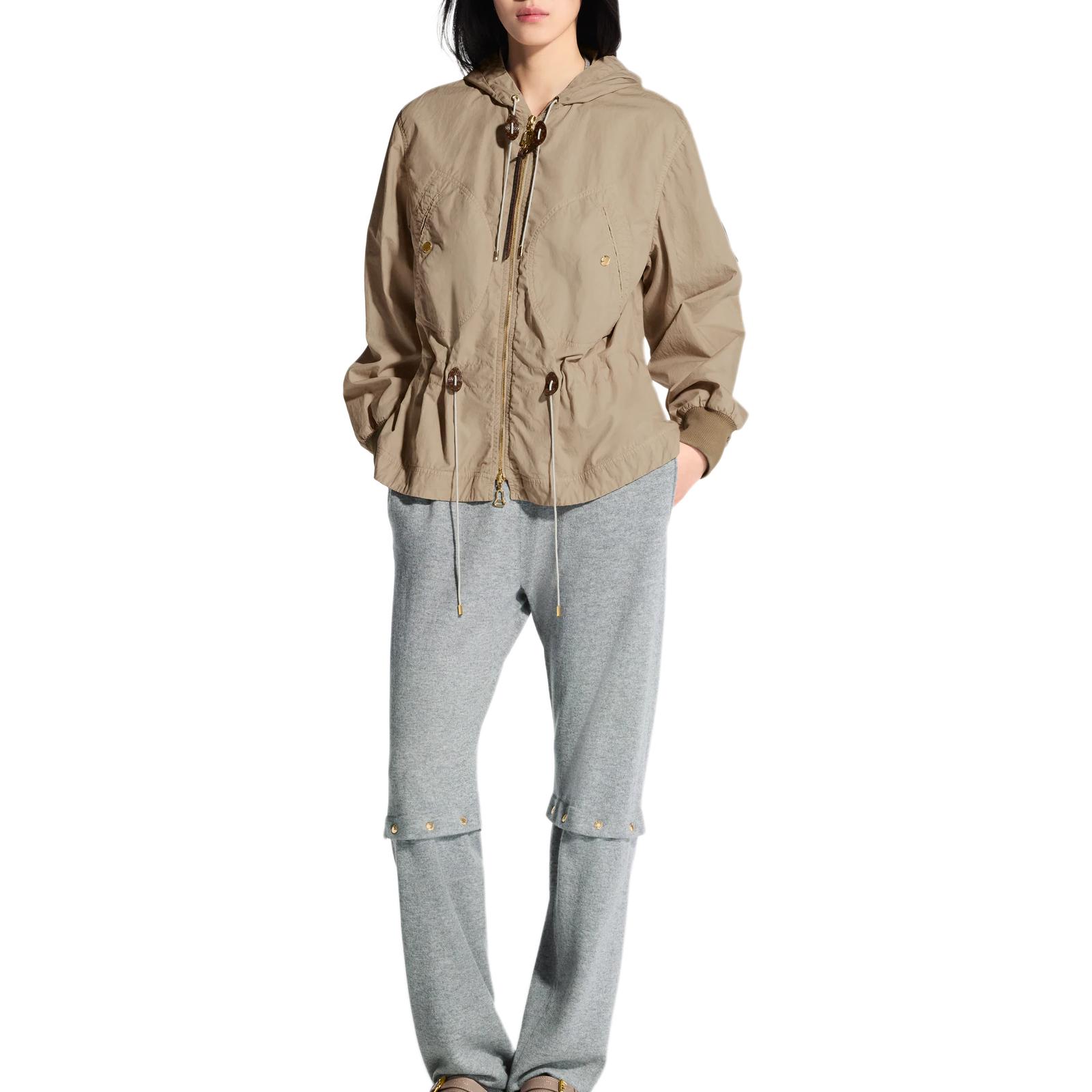 (Women) LOUIS VUITTON SS25 Peach Cotton Drawstring Waist Ruffle Parka Khaki Women 1AHGCM 圖 4