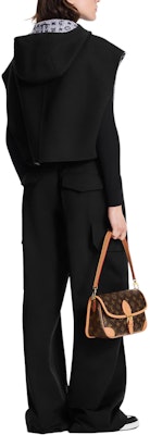 (Women) LOUIS VUITTON SS25 Reversible Zip-Up Jacket Black White 1AG809 Purchase (Women) LOUIS VUITTON SS25 Reversible Zip-Up Jacket Black White 1AG809