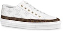 Order (W) Kasut Sukan Louis Vuitton LV Stellar Putih 1A87T4