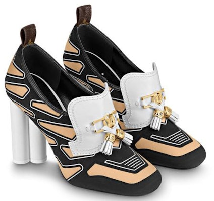 (W) Louis Vuitton Swift Loafer Tumit Tinggi 'Hitam Putih' 1A7TYW Lookbook (W) Louis Vuitton Swift Loafer Tumit Tinggi 'Hitam Putih' 1A7TYW