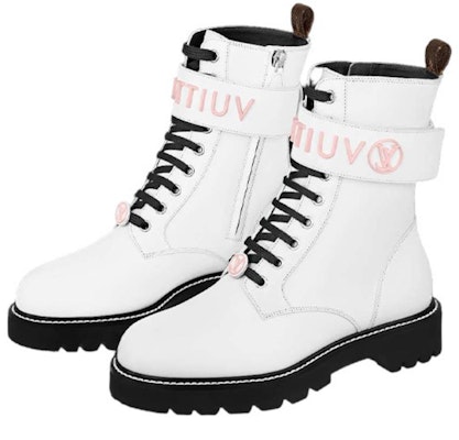 (W) Boots Louis Vuitton Territory 'Putih' 1A9Q9I Lookbook (W) Boots Louis Vuitton Territory 'Putih' 1A9Q9I