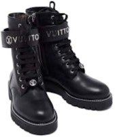 (W) Louis Vuitton Territory Flat Ranger Boots 'Hitam dengan Logo Perak' 1AAE3W Shop (W) Louis Vuitton Territory Flat Ranger Boots 'Hitam dengan Logo Perak' 1AAE3W