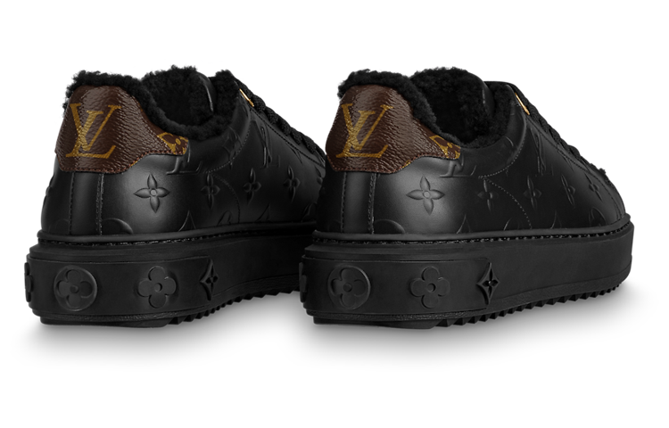 Purchase (W) Louis Vuitton Time Out Sneakers 'Monogram Hitam dengan Shearling' 1AAE04