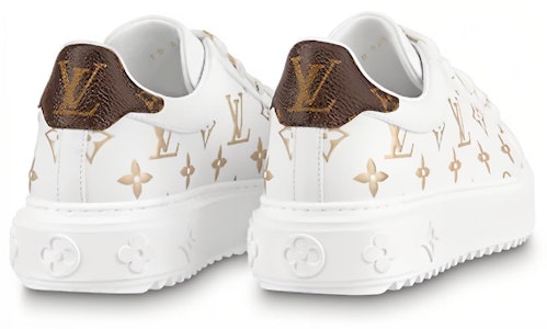 LOUIS VUITTON Time Out 滿印logo 時尚板鞋 女款 白金 Shop LOUIS VUITTON Time Out 滿印logo 時尚板鞋 女款 白金