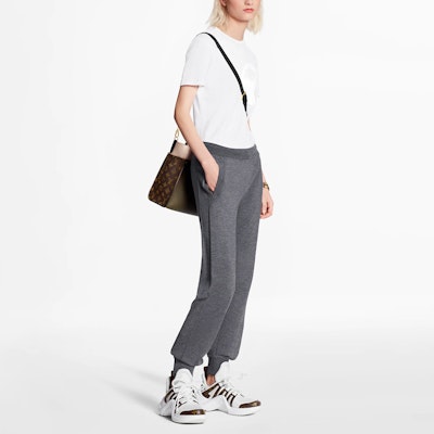 (W) LOUIS VUITTON Baju-T Lengan Pendek Cetakan Putih 1A4PFK Purchase (W) LOUIS VUITTON Baju-T Lengan Pendek Cetakan Putih 1A4PFK