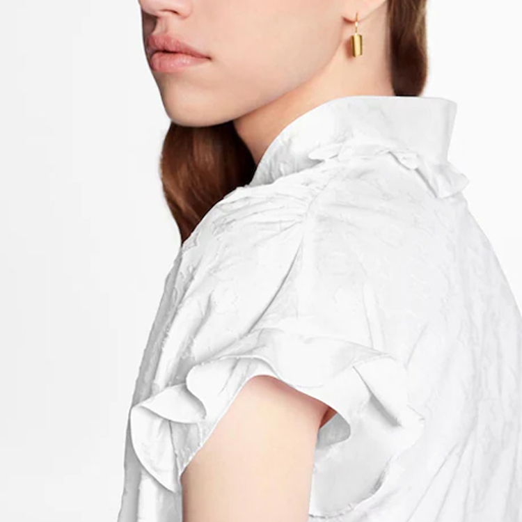 Cheap (Women) LOUIS VUITTON White Sleeveless Shirt with Solid Logo Print Design. 1A5M07