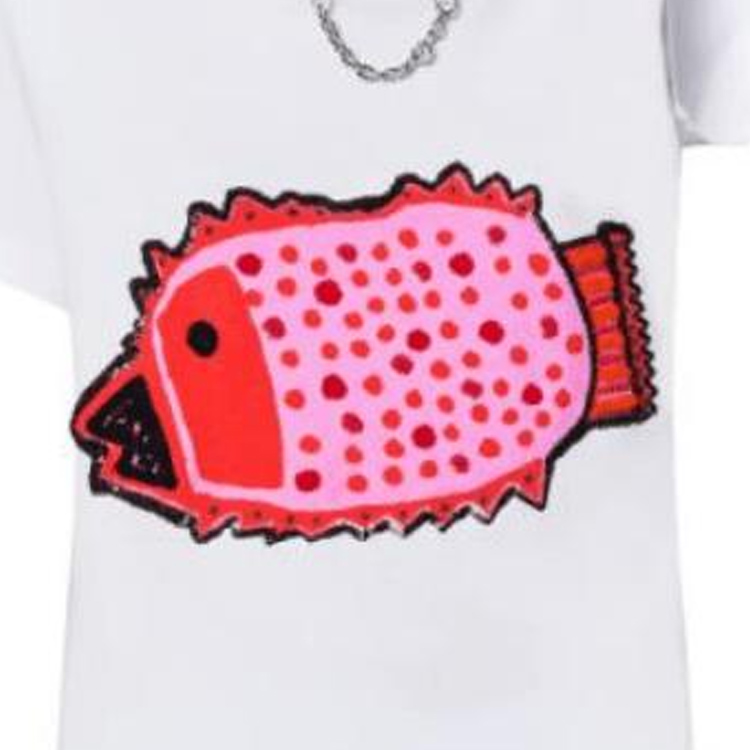Purchase (Women) LOUIS VUITTON x Yayoi Kusama SS23 White  T-Shirt with Fish Badge Detail 1AB86H