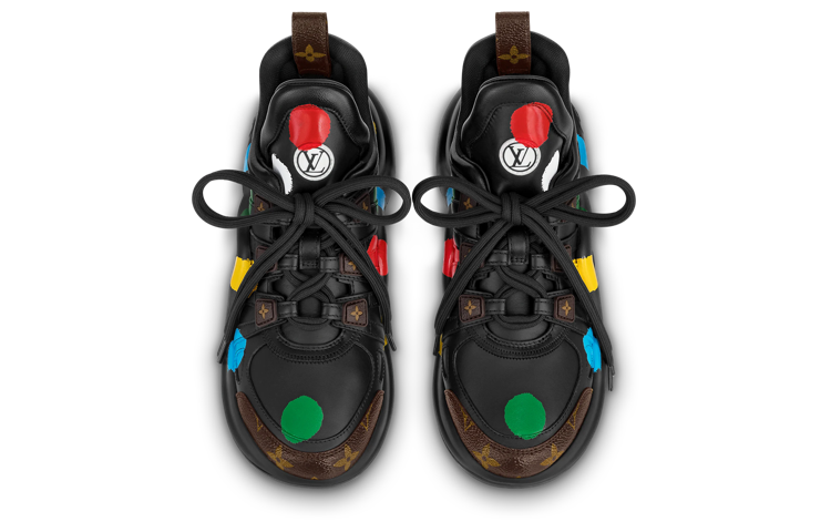 Shop 草間彌生/Yayoi Kusama x LOUIS VUITTON 牛皮 標飾 運動休閒鞋 女款 黑棕