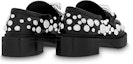 Lookbook (W) Louis Vuitton x YK Academy Loafers 'Hitam dengan Bintik Putih' 1AB9KB