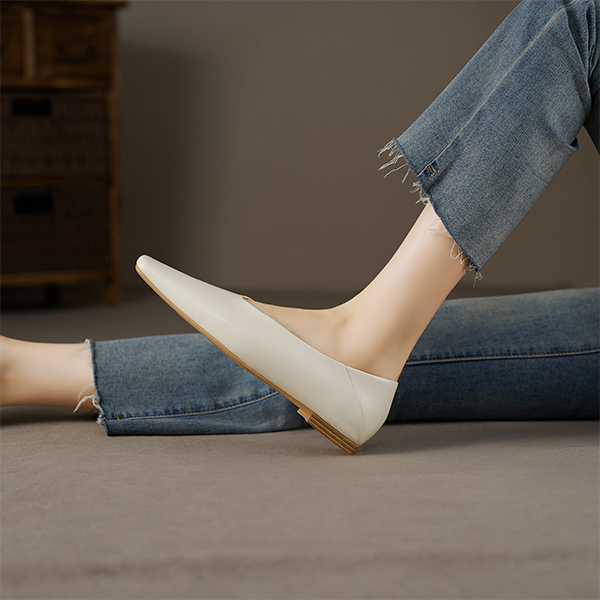 (W) Luiza Barcelos 'Beige Simple Square Toe Flats' 圖 7