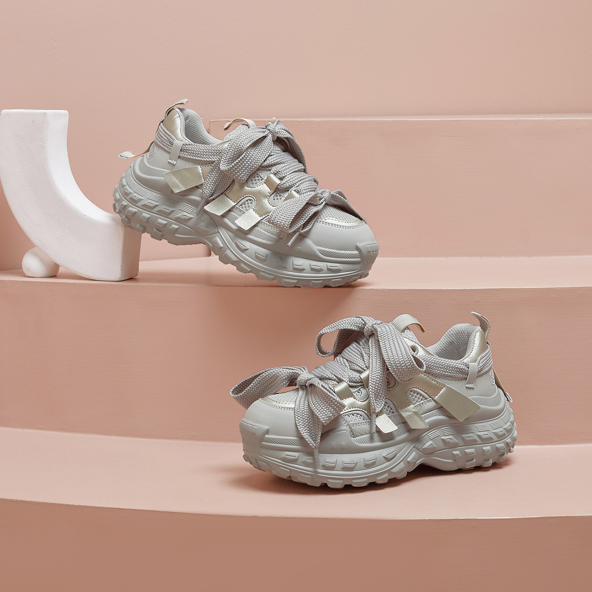 (W) Luiza Barcelos 'Grey Dad Shoe' 圖 3