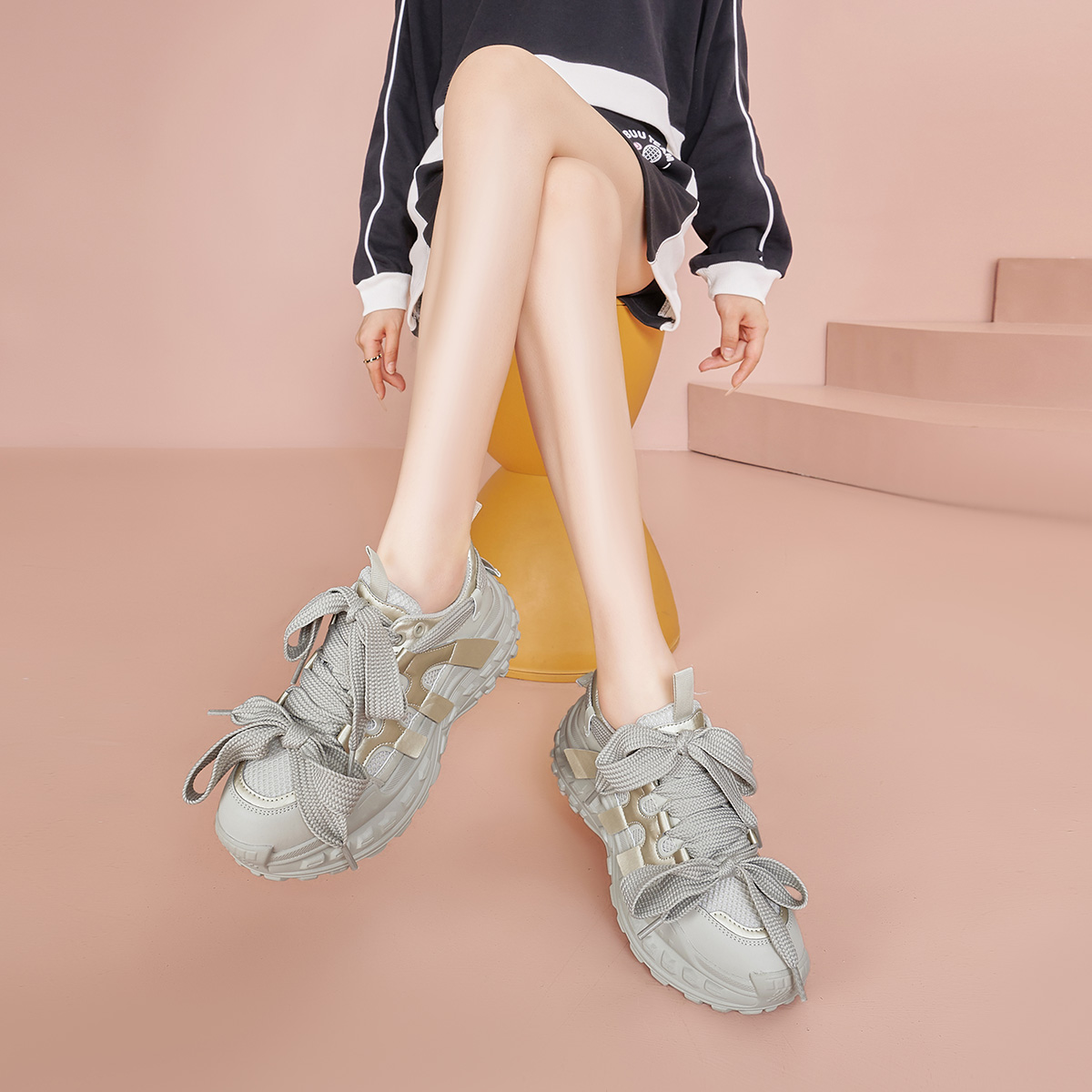 (W) Luiza Barcelos 'Grey Dad Shoe' 圖 4