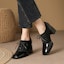 Sizing (W) Luiza Barcelos 'Tumit Tebal Serba Boleh Simplified' X901103