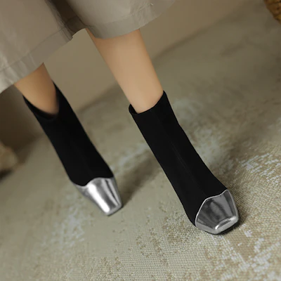 Luiza Barcelos 頭層牛皮 方頭拉鍊 短筒靴 女款 黑色+銀色 Details for Luiza Barcelos 頭層牛皮 方頭拉鍊 短筒靴 女款 黑色+銀色