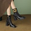 Lookbook (W) But Kasut Buku Luiza Barcelos 'Hitam Suede dengan Gesper Logam' X902009