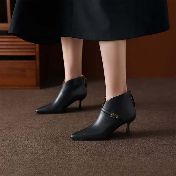 Sizing (W) Luiza Barcelos 黑色拉链短靴 X902013