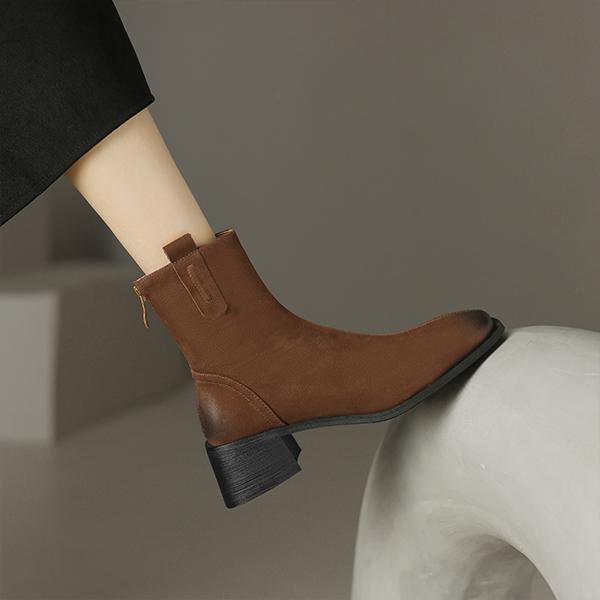 Order (W) Luiza Barcelos 棕色短靴 X902148