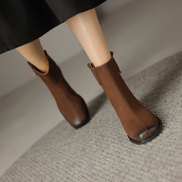 Shop (W) Luiza Barcelos 棕色短靴 X902148