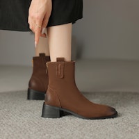 Luiza Barcelos 牛皮 風格復古 休閒舒適 防滑耐磨 短筒靴 4.5cm 女款 棕色 Purchase Luiza Barcelos 牛皮 風格復古 休閒舒適 防滑耐磨 短筒靴 4.5cm 女款 棕色