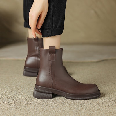 (W) Luiza Barcelos 棕色复古粗跟踝靴 X902040 Purchase (W) Luiza Barcelos 棕色复古粗跟踝靴 X902040